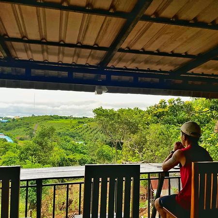 Backpacker Hostel And Jungle Trekking 반룽 외부 사진